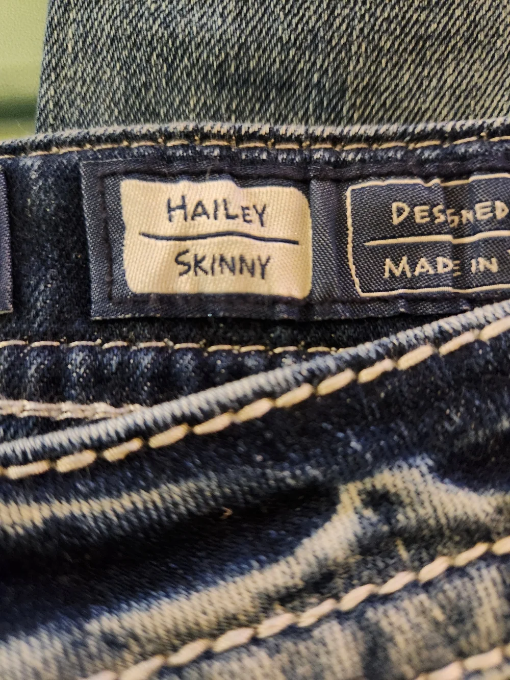 Miss Me Skinny Jeans in Faded Blue Wash with Embellished Pocket - Picture 3 of 3